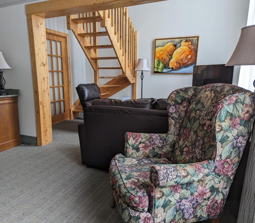 Auberge Des 21 La Baie Eksteriør billede