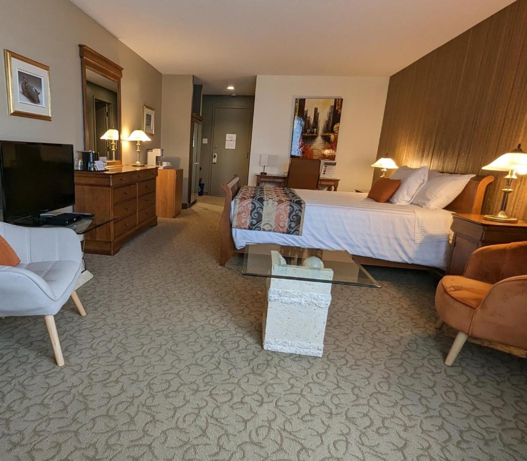 Auberge Des 21 La Baie Eksteriør billede